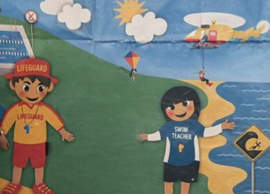 Media wall - Always swim with a friend