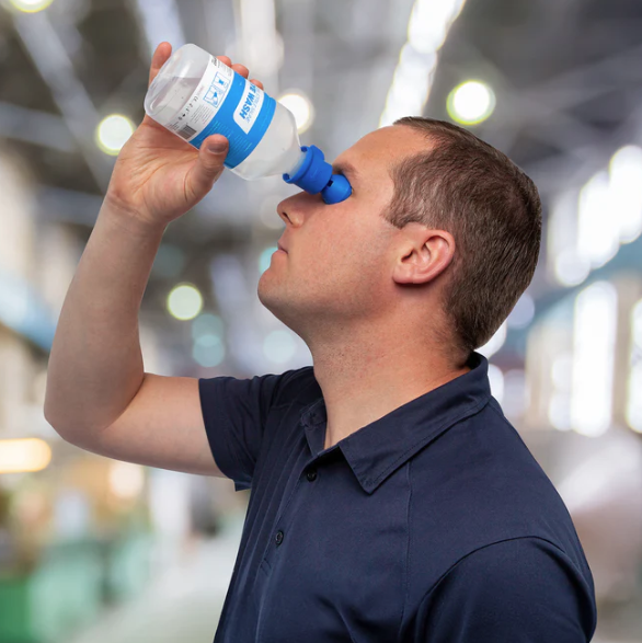 FastAid Eye Wash Solution, 500ml Bottle with Eye Shower and Wall Bracket